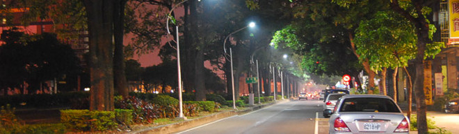 oświetlenie LED zewnętrzne wewnętrzne uliczne parkowe parkingowe producent Polska